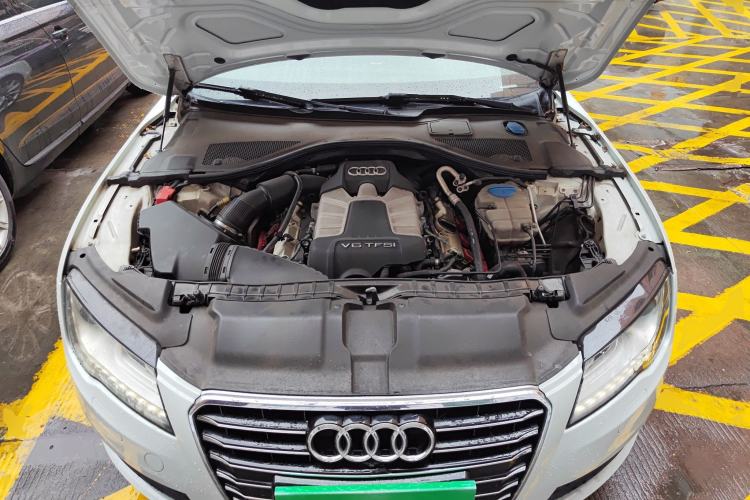 Used Audi A7 2014 50 TFSI quattro Comfort Model Engine Bay