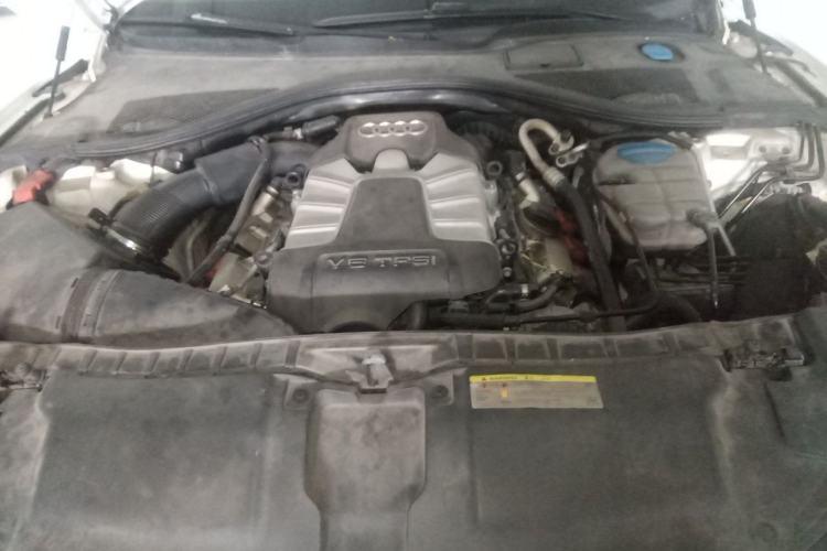 Used Audi A7 2014 50 TFSI quattro Comfort Model Engine Bay