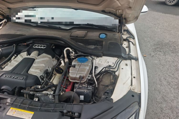 Used Audi A7 2014 50 TFSI quattro Comfort Model Engine Bay Left