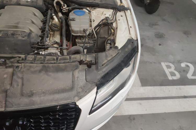Used Audi A7 2014 35 FSI quattro Technology Edition Engine Bay Left