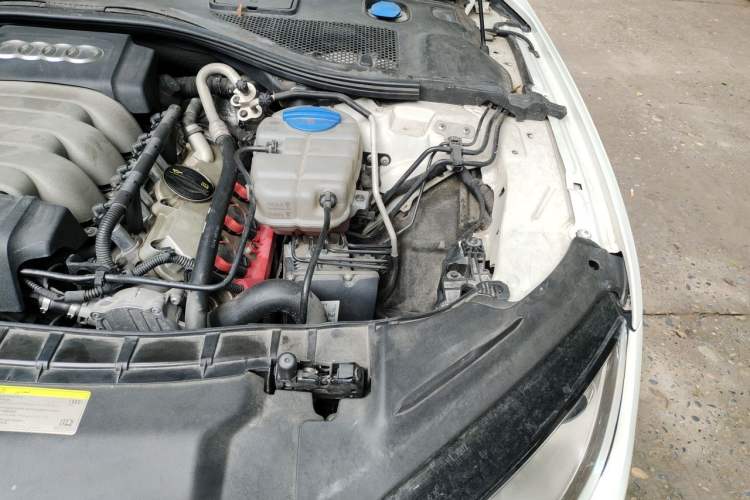 Used Audi A7 2014 35 FSI quattro Technology Edition Engine Bay Left