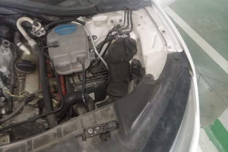 Used Audi A7 2014 50 TFSI quattro Comfort Model Engine Bay Left
