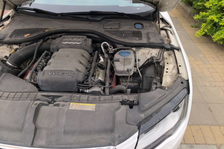 Used Audi A7 2014 35 FSI quattro Technology Edition Engine Bay Left