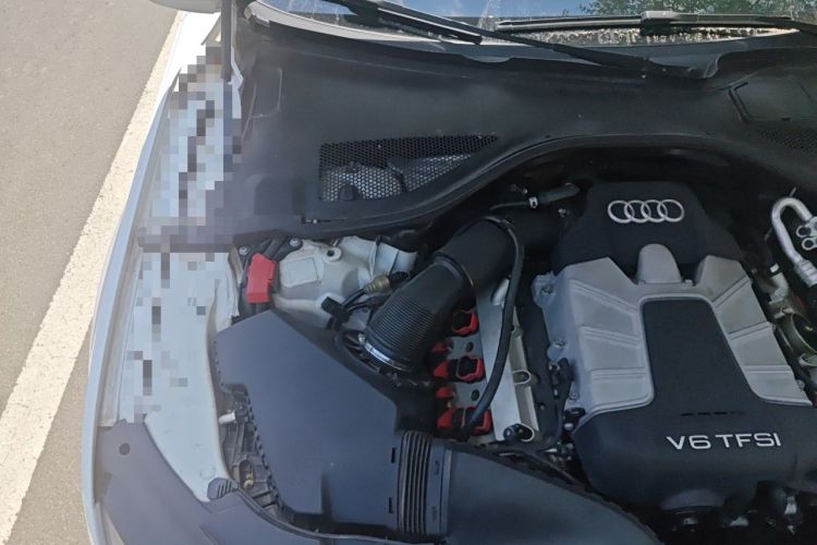 Used Audi A7 2014 50 TFSI quattro Comfort Model Engine Bay Right