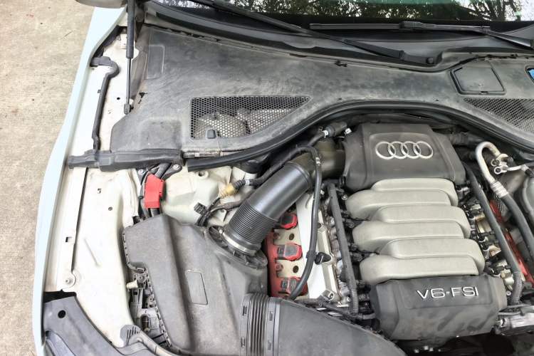 Used Audi A7 2014 35 FSI quattro Technology Edition Engine Bay Right