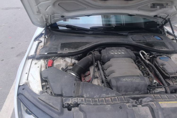 Used Audi A7 2014 35 FSI quattro Technology Edition Engine Bay Right