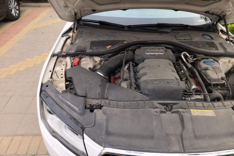 Used Audi A7 2014 35 FSI quattro Technology Edition Engine Bay Right