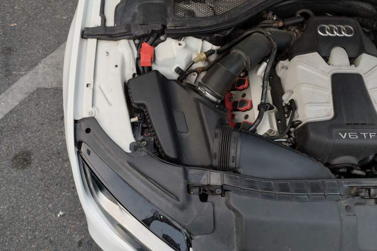 Used Audi A7 2014 50 TFSI quattro Luxury Model Engine Bay Right