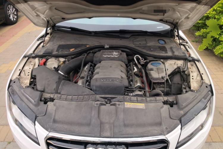 Used Audi A7 2014 35 FSI quattro Technology Edition Engine Bay