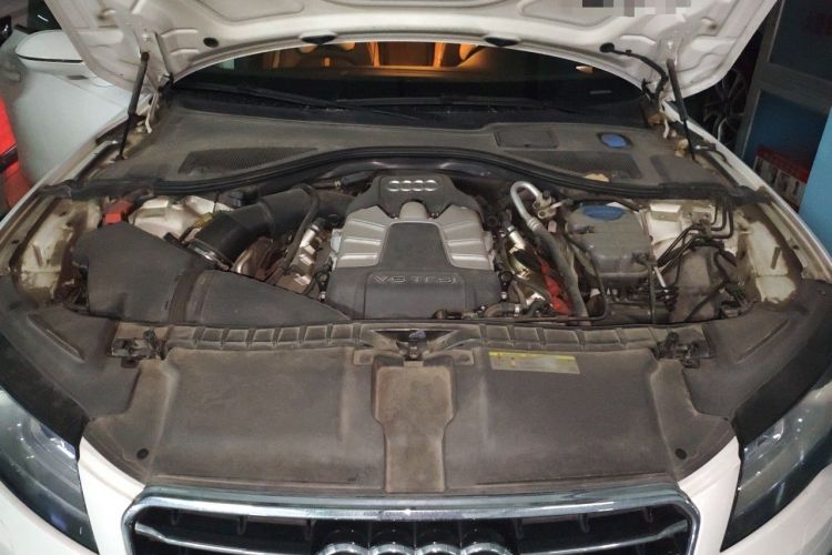 Used Audi A7 2014 50 TFSI quattro Comfort Model Engine Bay