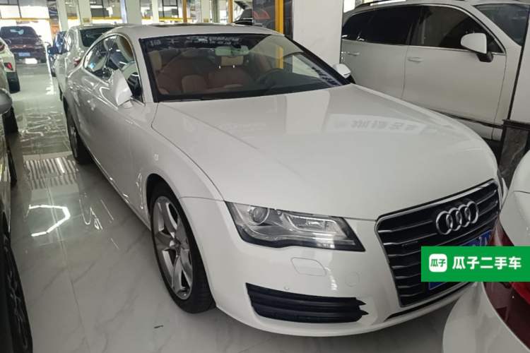 Used Audi A7 2014 35 FSI quattro Technology Edition Front Right 45 Deg