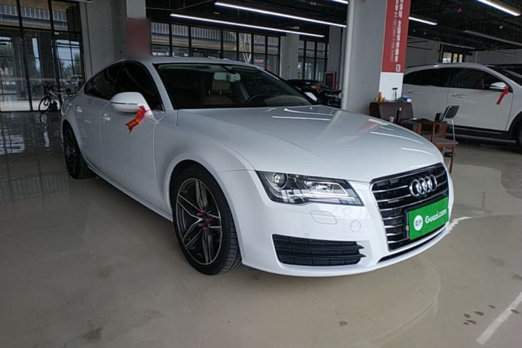 Used Audi A7 2014 35 FSI quattro Technology Edition Front Right 45 Deg