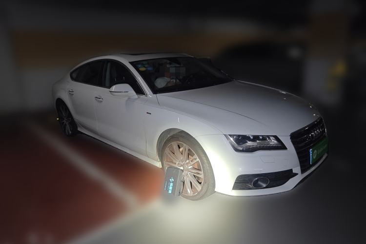 Used Audi A7 2014 50 TFSI quattro Luxury Model Front Right 45 Deg