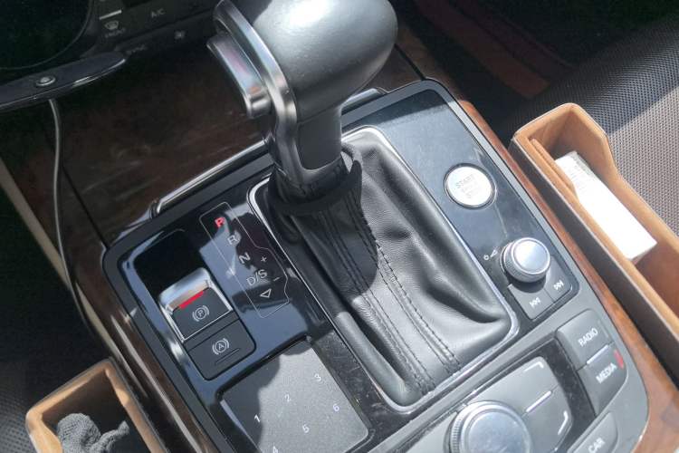 Used Audi A7 2014 50 TFSI quattro Comfort Model Gear Lever