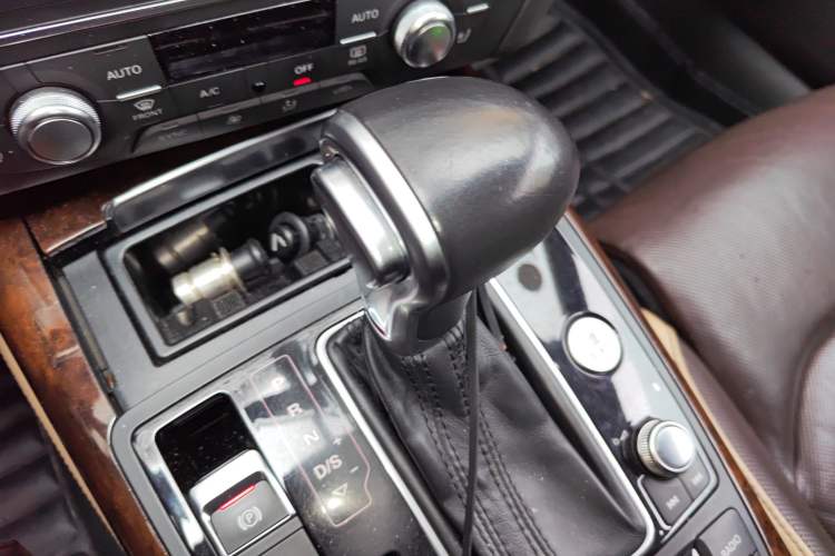 Used Audi A7 2014 50 TFSI quattro Comfort Model Gear Lever