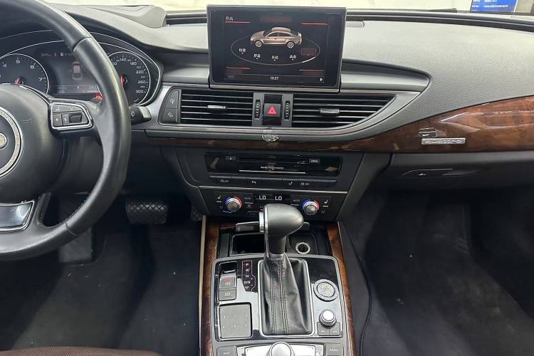 Used Audi A7 2014 50 TFSI quattro Luxury Model Gear Lever