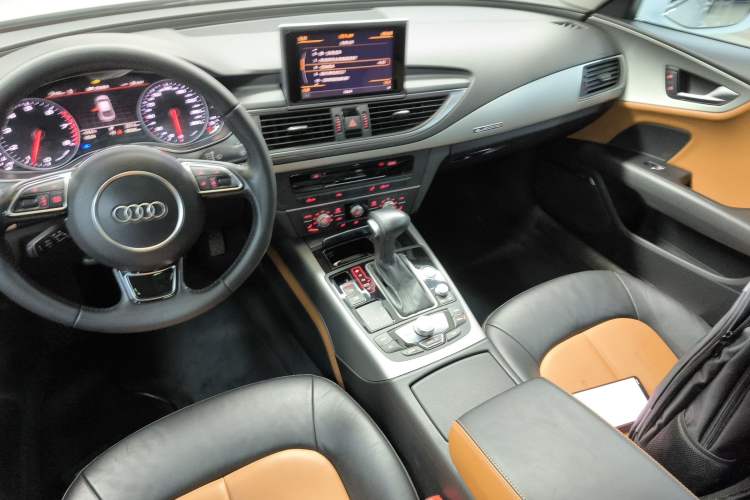 Used Audi A7 2014 35 FSI quattro Technology Edition Gear Lever