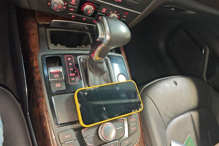 Used Audi A7 2014 50 TFSI quattro Comfort Model Gear Lever