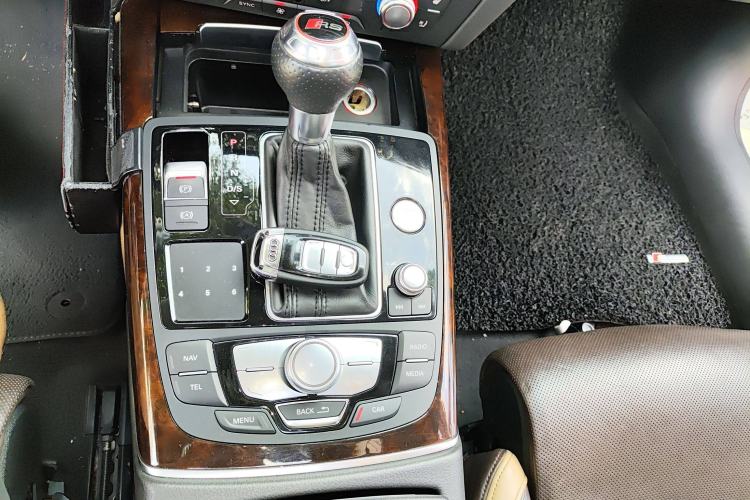 Used Audi A7 2014 50 TFSI quattro Luxury Model Gear Lever