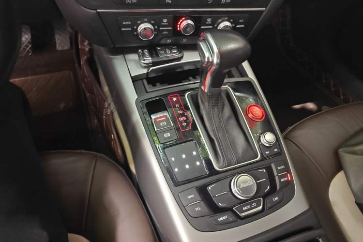 Used Audi A7 2014 30 FSI Trendy Version Gear Lever