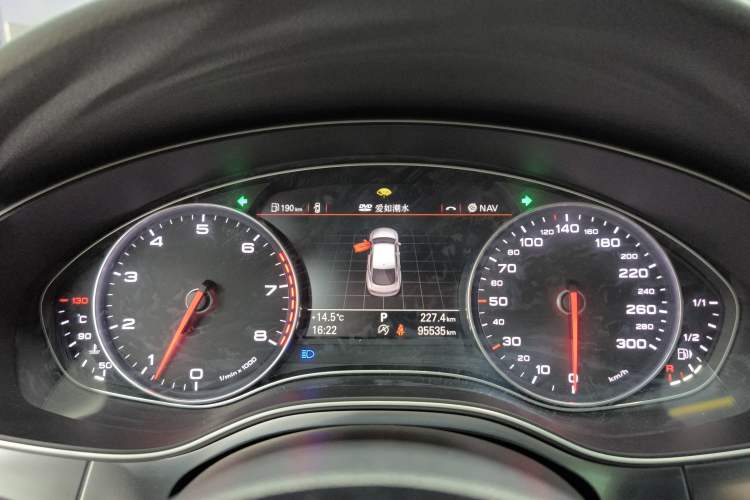 Used Audi A7 2014 35 FSI quattro Technology Edition Instrument Cluster