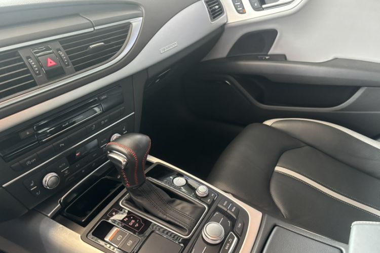 Used Audi A7 2014 50 TFSI quattro Comfort Model Interior 11