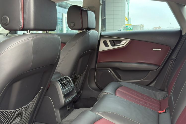 Used Audi A7 2014 35 FSI quattro Technology Edition Interior 2