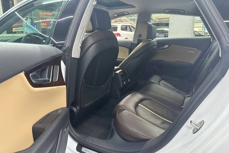 Used Audi A7 2014 50 TFSI quattro Luxury Model Interior 4