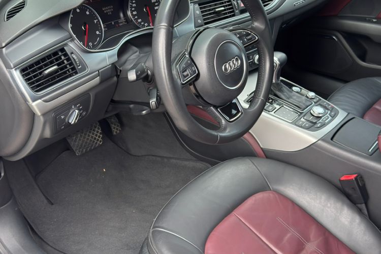 Used Audi A7 2014 35 FSI quattro Technology Edition Interior 4