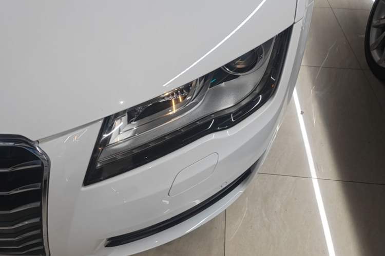Used Audi A7 2014 50 TFSI quattro Comfort Model Left Front Headlight