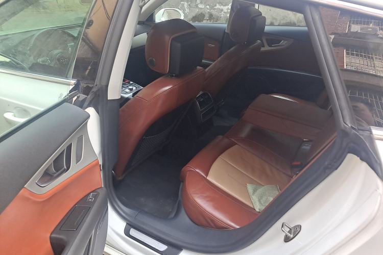 Used Audi A7 2014 35 FSI quattro Technology Edition Left Rear Seat