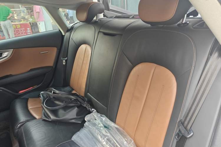 Used Audi A7 2014 30 FSI Trendy Version Left Rear Seat