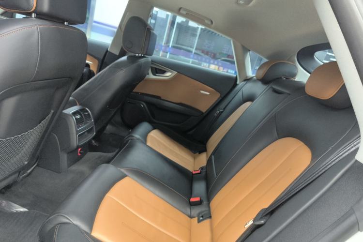 Used Audi A7 2014 35 FSI quattro Technology Edition Left Rear Seat