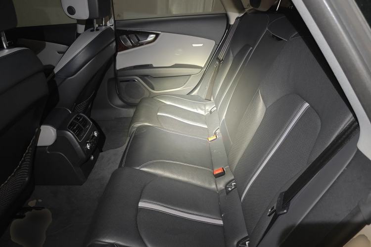 Used Audi A7 2014 50 TFSI quattro Luxury Model Left Rear Seat