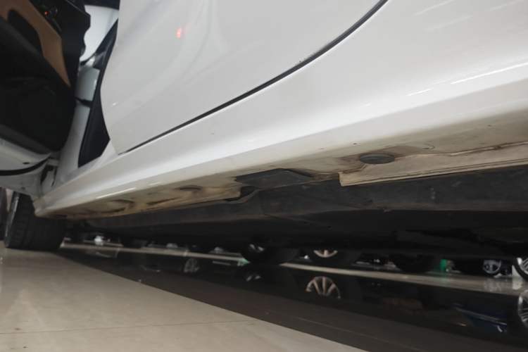 Used Audi A7 2014 50 TFSI quattro Comfort Model Left Side Sill