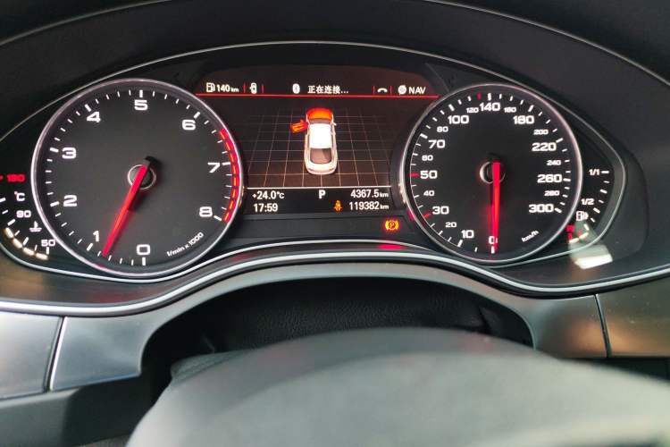 Used Audi A7 2014 50 TFSI quattro Luxury Model Odometer Close Up