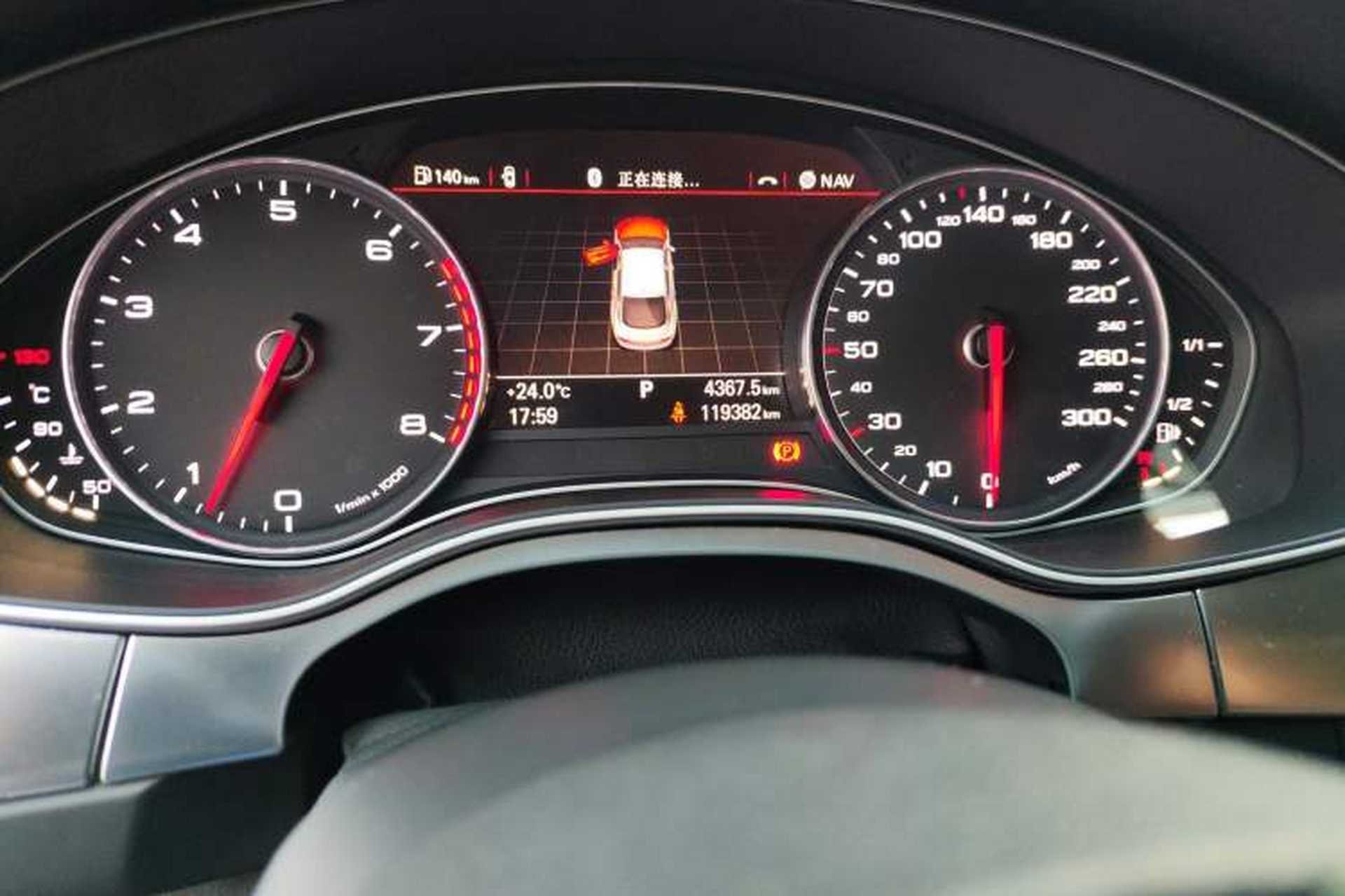 Used Audi A7 2014 50 TFSI quattro Luxury Model Odometer Close Up