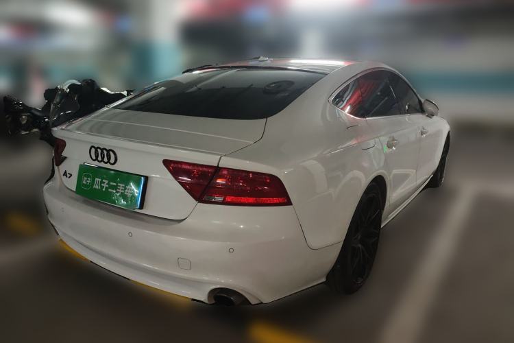 Used Audi A7 2014 35 FSI quattro Technology Edition Rear Right 45 Deg