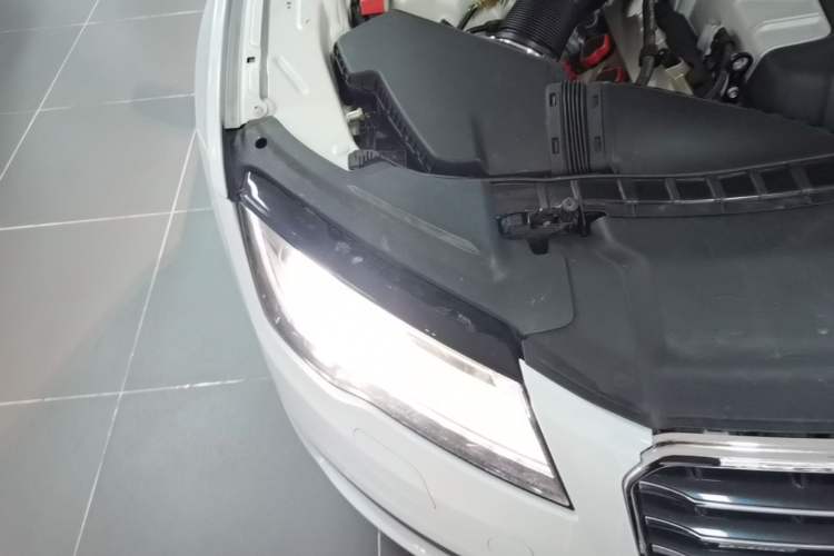 Used Audi A7 2014 50 TFSI quattro Comfort Model Right Front Headlight