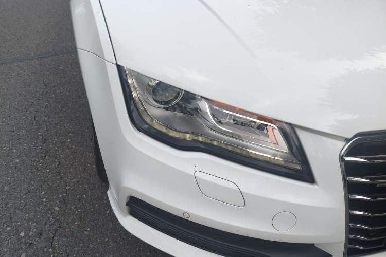 Used Audi A7 2014 50 TFSI quattro Comfort Model Right Front Headlight