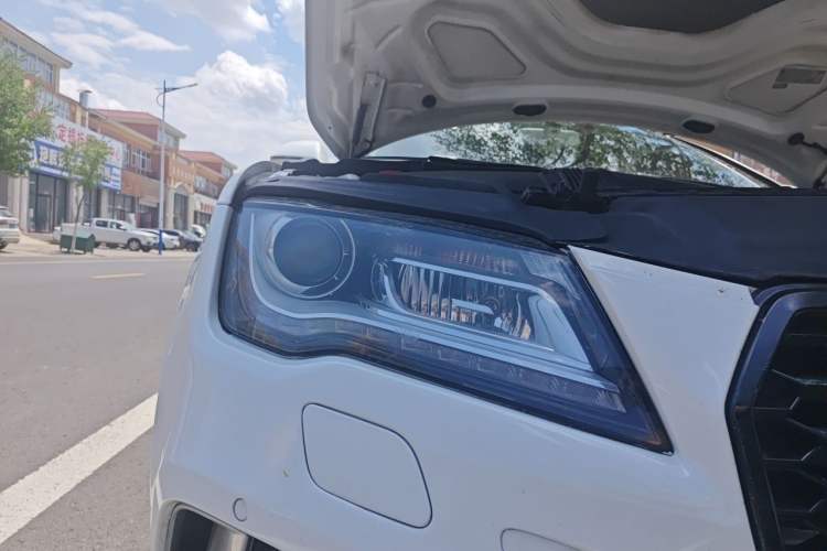 Used Audi A7 2014 50 TFSI quattro Comfort Model Right Front Headlight