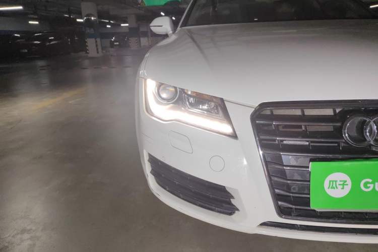 Used Audi A7 2014 50 TFSI quattro Comfort Model Right Front Headlight