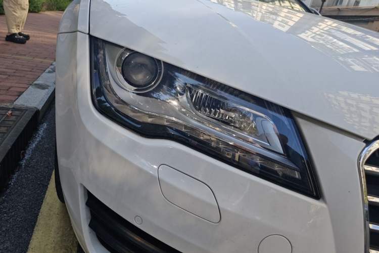 Used Audi A7 2014 35 FSI quattro Technology Edition Right Front Headlight