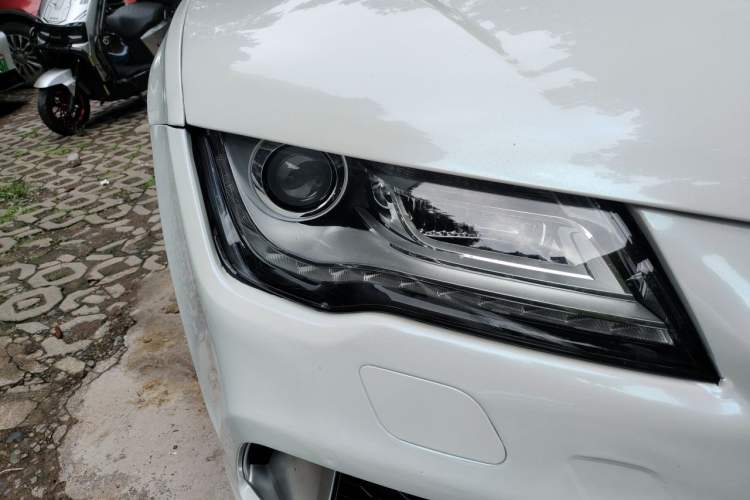 Used Audi A7 2014 35 FSI quattro Technology Edition Right Front Headlight
