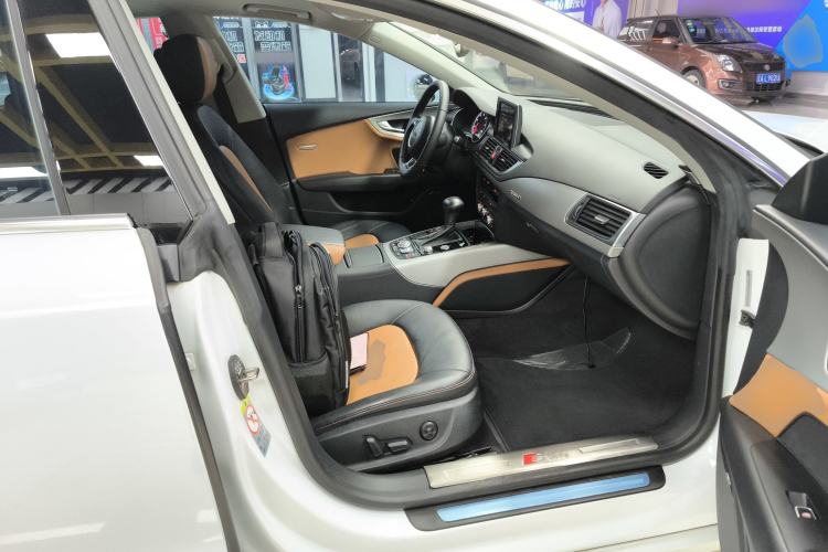 Used Audi A7 2014 35 FSI quattro Technology Edition Right Front Seat