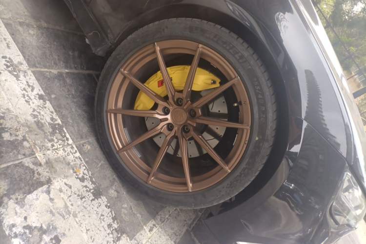 Used Audi A7 2014 50 TFSI quattro Comfort Model Right Front Wheel Hub