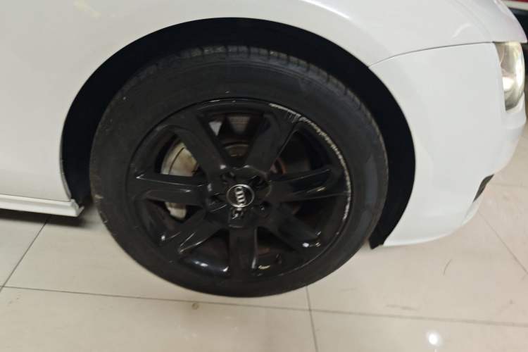 Used Audi A7 2014 50 TFSI quattro Comfort Model Right Front Wheel Hub