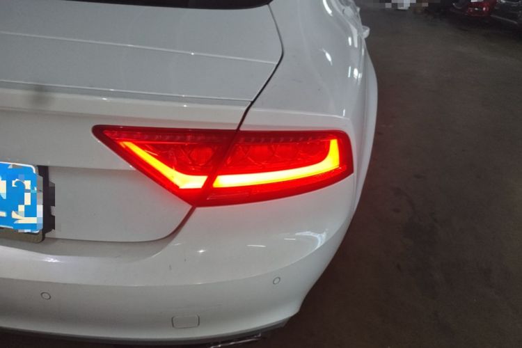 Used Audi A7 2014 35 FSI quattro Technology Edition Right Rear Taillight