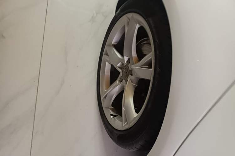 Used Audi A7 2014 35 FSI quattro Technology Edition Right Rear Wheel Hub