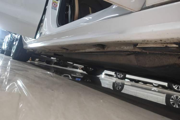 Used Audi A7 2014 50 TFSI quattro Comfort Model Right Side Sill